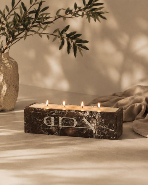 Signature candle without arrangement
